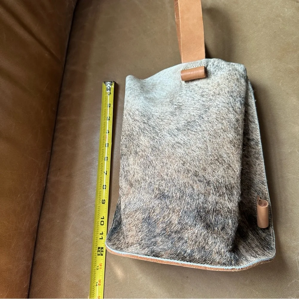 Redondo Frydman calf hair tan leather sling backpack bucket bag shoulder - Picture 12 of 17